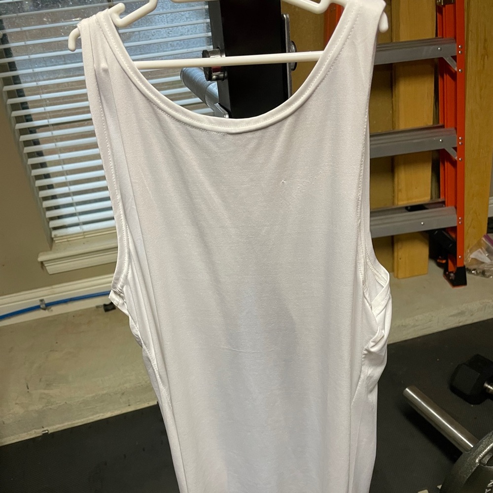 Open Back Tank (2) - Picture 2 of 4